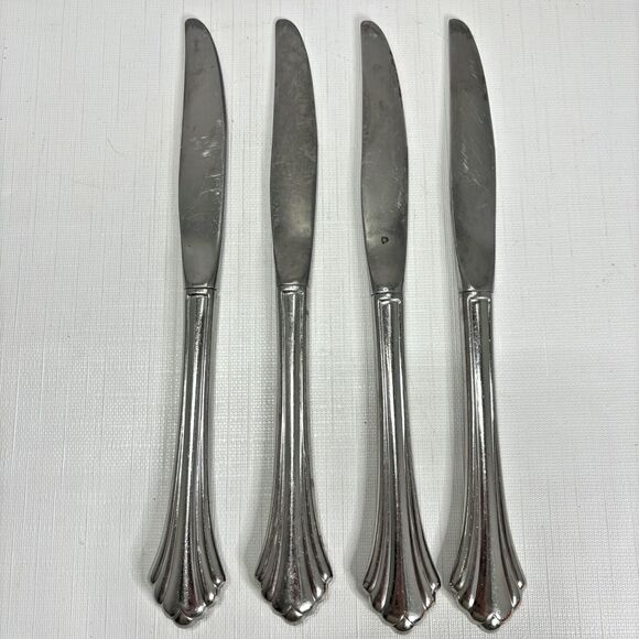 Oneida Rembrandt Dinner Knives Lot 4 Distinction Deluxe HH Stainless Made USA - Picture 1 of 3